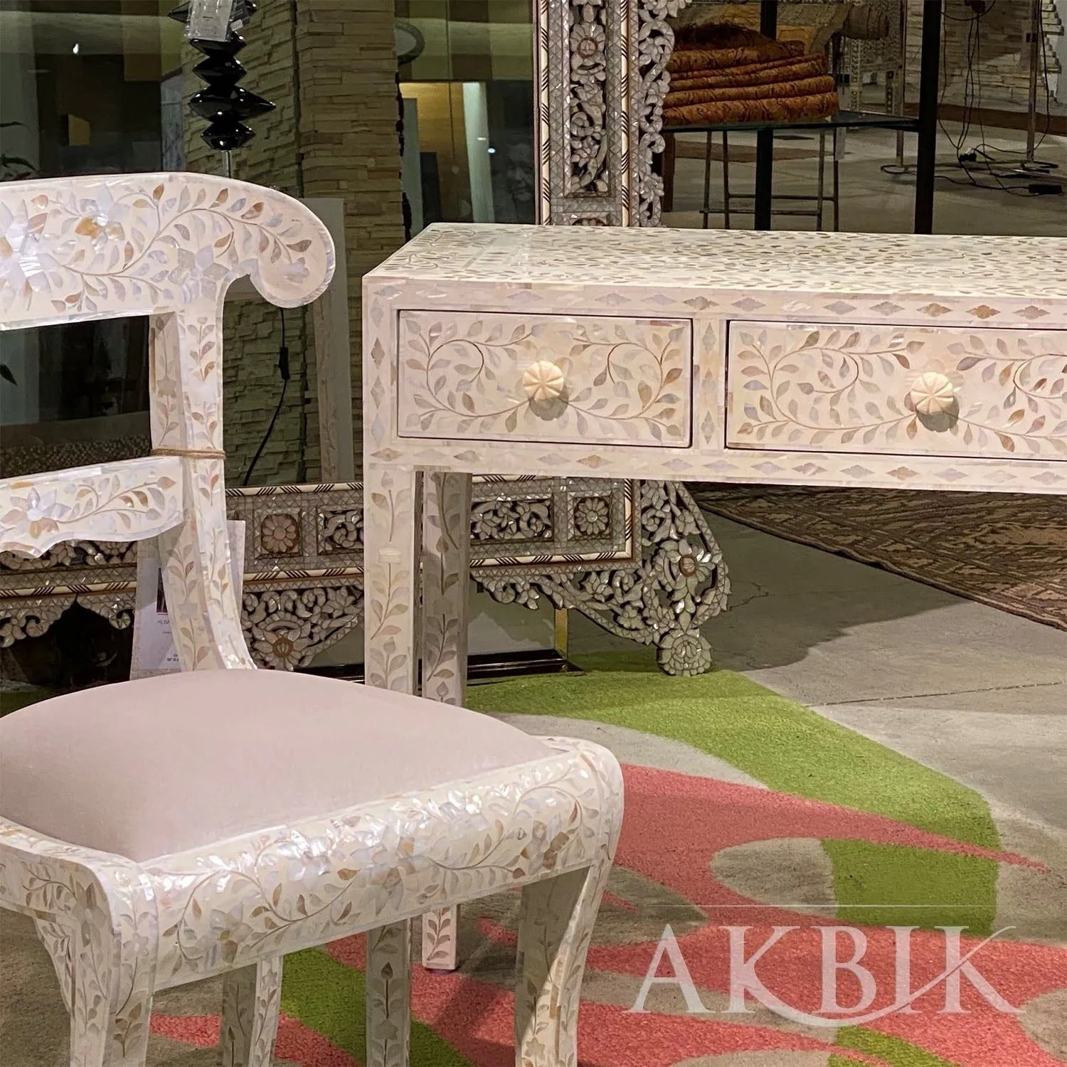 Artisan Inlaid Console Table: Timeless Design